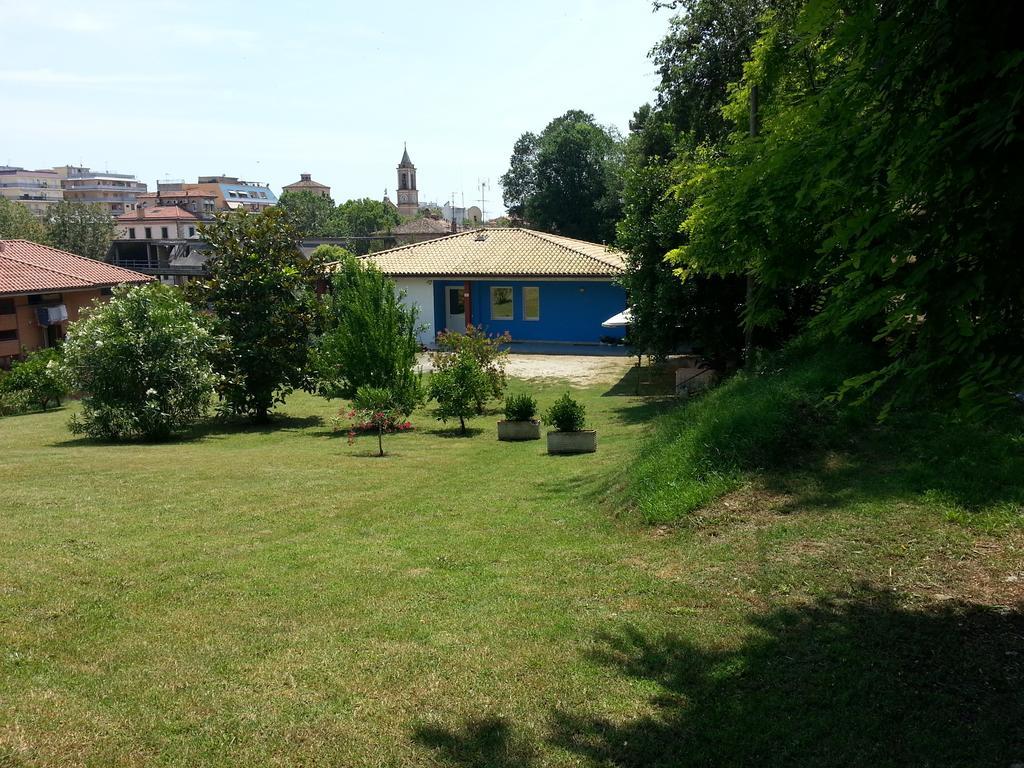 Valle Dell'Eden Grottammare Extérieur photo